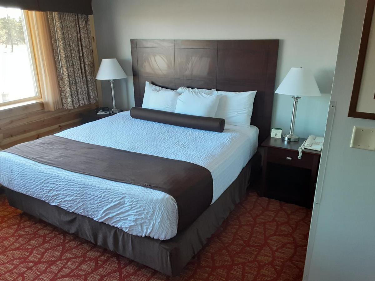 Boarders Inn & Suites By Cobblestone Hotels Superior Exterior foto