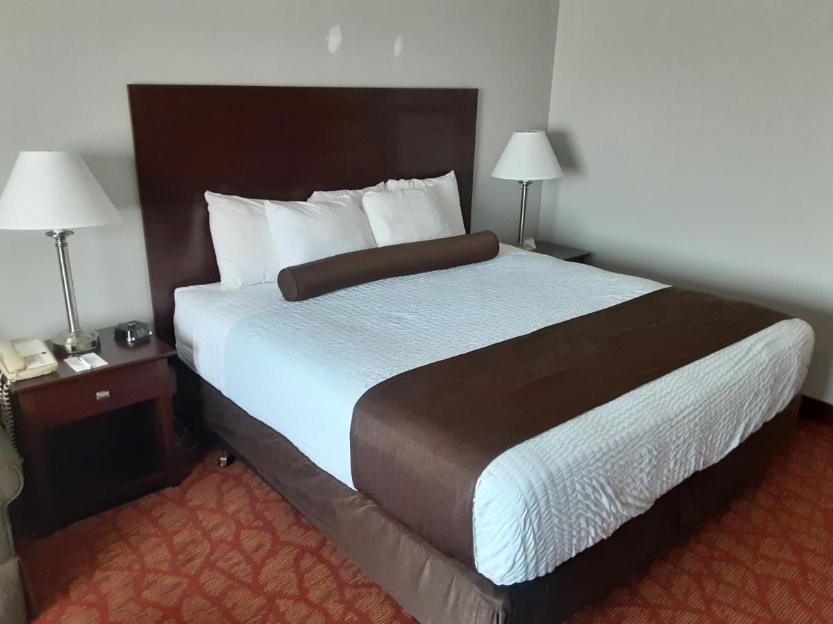 Boarders Inn & Suites By Cobblestone Hotels Superior Exterior foto