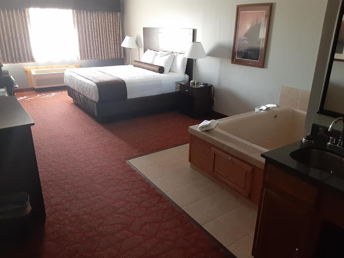Boarders Inn & Suites By Cobblestone Hotels Superior Exterior foto
